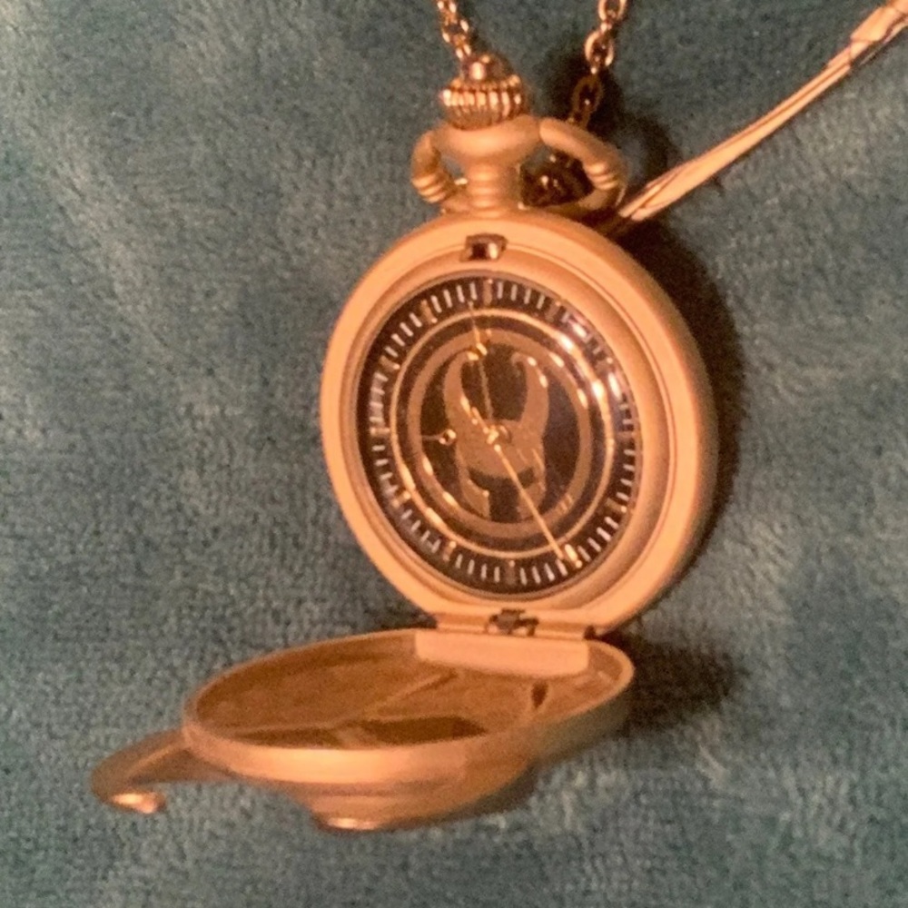 Marvel Avengers “Loki: God of Mischief” Gold Pocket-watch with Chain
